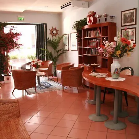 Losanna 3* 리미니