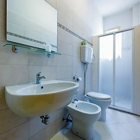 Otel Losanna 3*