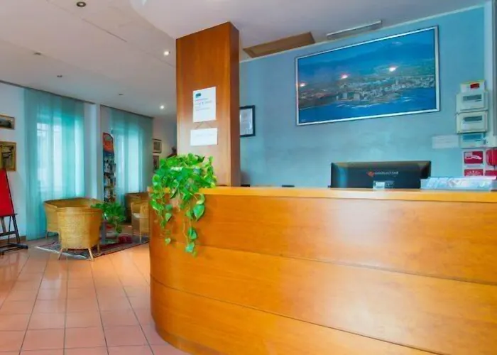 Отель Losanna Римини