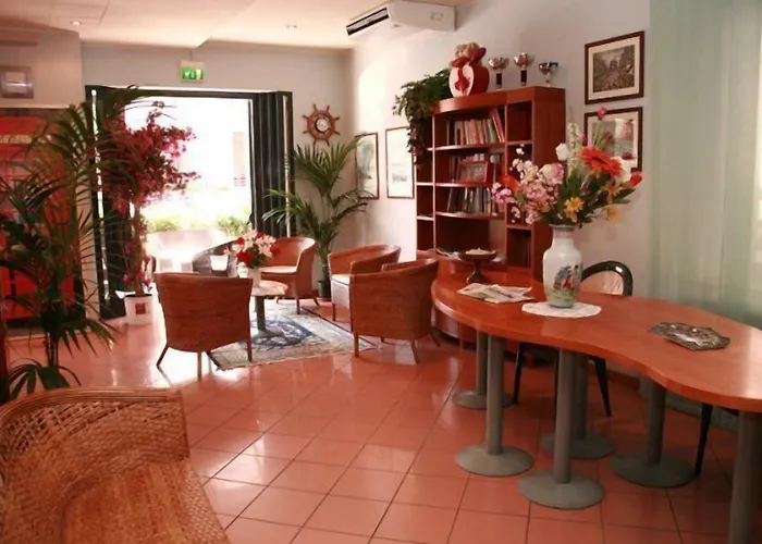 Losanna 3* Римини