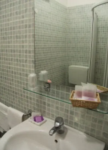 Losanna 3* Римини